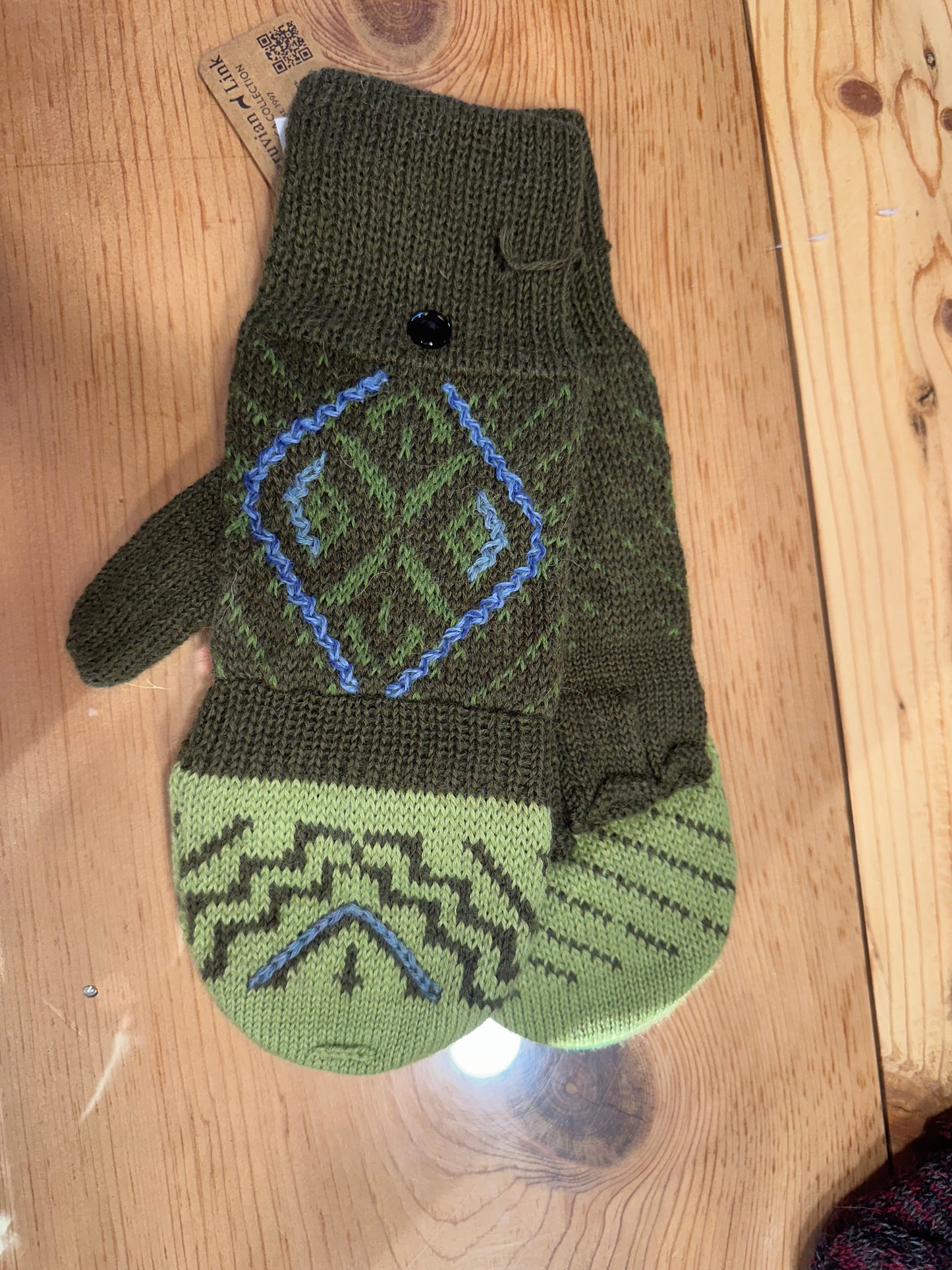 Glittens-Machu Picchu Glitten