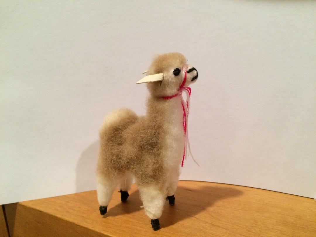 Toy Mini Vicuna Figure