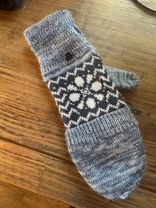 Glittens- Winter Harbor